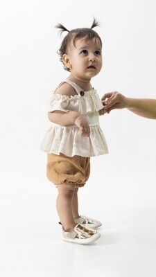 Wholesale 2-Piece Baby Girls Blouse Set With Shorts 6-18M Wecan 1022-23136 Кремовый цвет 