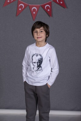 Unisex Çocuk Atatürk Baskılı Beyaz Uzun Kollu T-Shirt (4-12yaş) Zeyland 1070-221Z3NSN62 - Zeyland